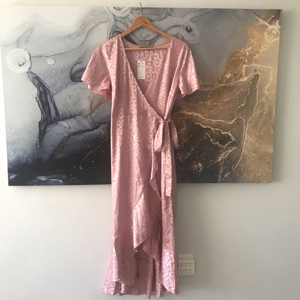 NWT! PINK LEOPARD WRAP MAXI DRESS W/ RUFFLES - Picture 5 of 5